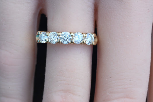 Lovely 14K Yellow Gold 5-Stone Diamond Band Signed MAC1