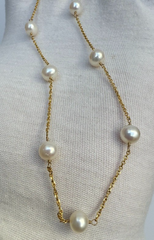 Elegant yet Simple Cultured Pearl Beaded Necklace w/ 14k Gold Chain1