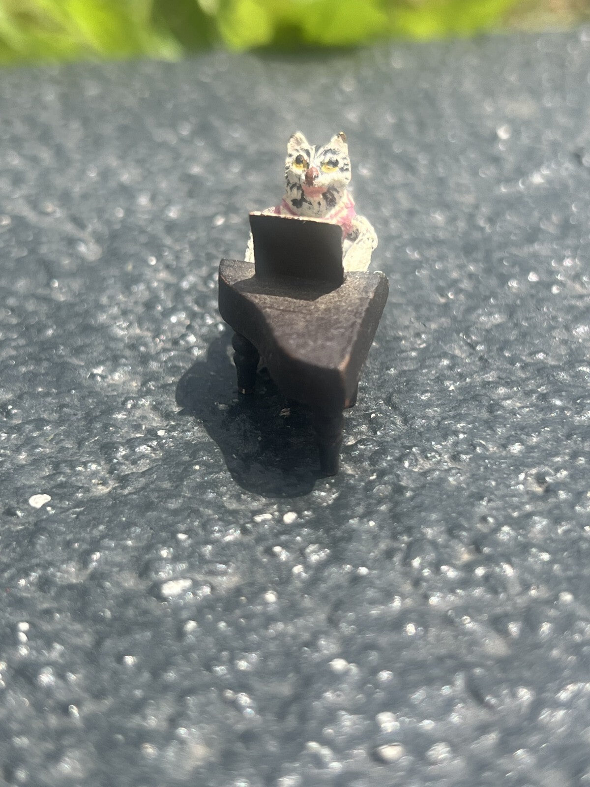 Vintage Austrian Vienna Cold Painted Bronze Figure of Lady Cat Playing Piano4