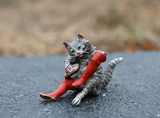 Vintage Austrian Vienna Cold Painted Bronze of Small Cat Cleaning Red Boots1