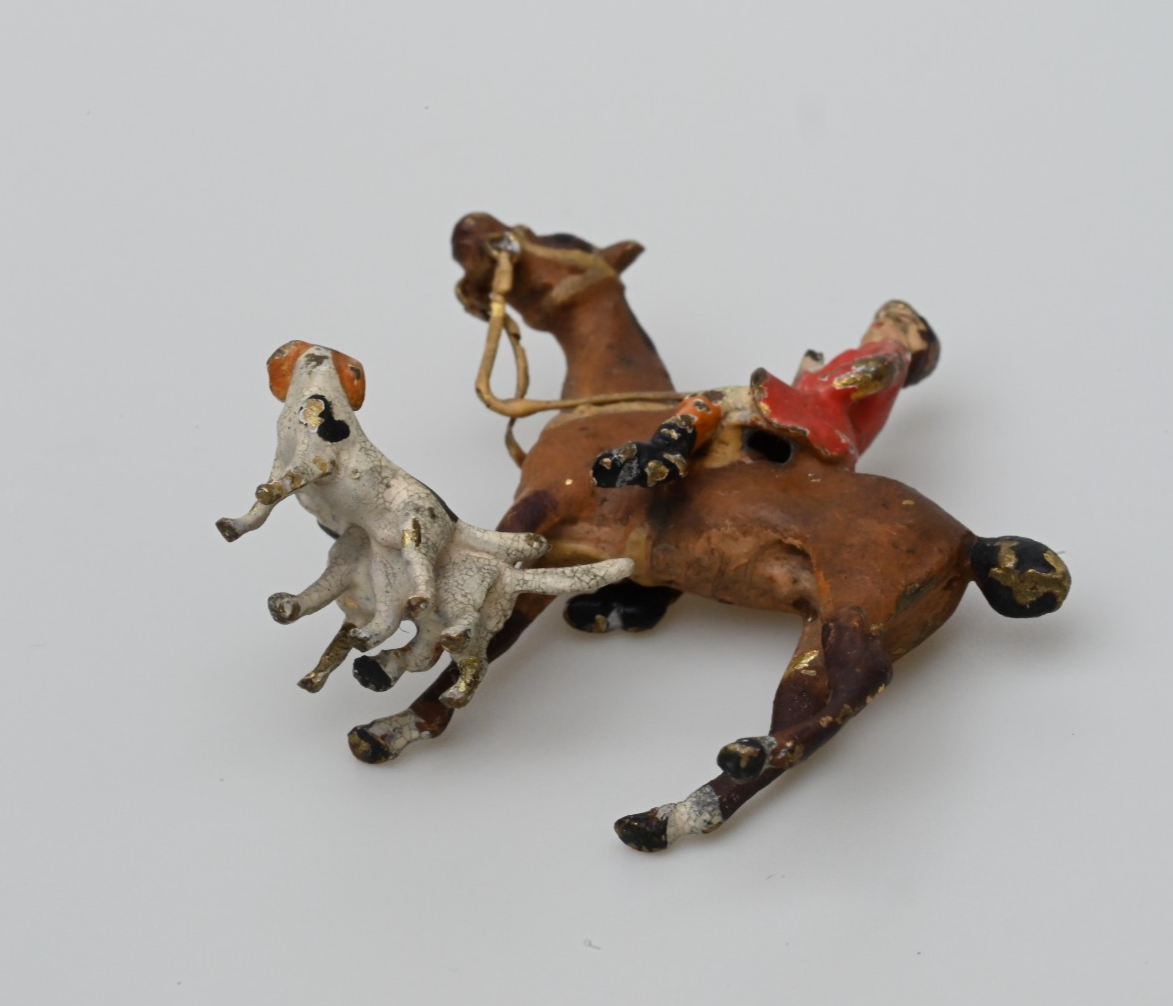 Miniature Antique Austrian Vienna Cold Painted Bronze Fox Hunt Figural Group10
