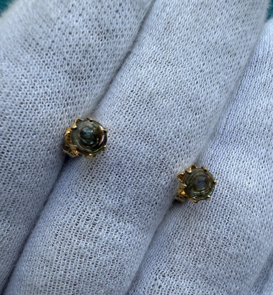 Awesome Stud 14k Yellow Gold Earrings with Shell or Opal Gems 1