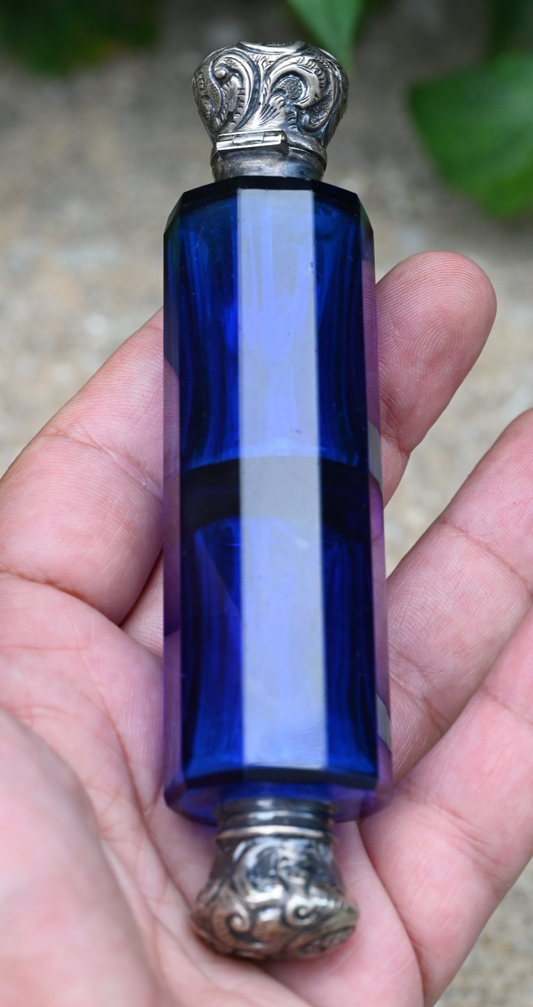 Victorian Cobalt/Bristol Blue Double-Ended Perfume / Smelling Salts Bottle1