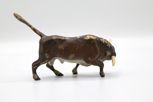 Life-like Antique Austrian Vienna Cold Painted Bronze Figure of Fighting Bull1