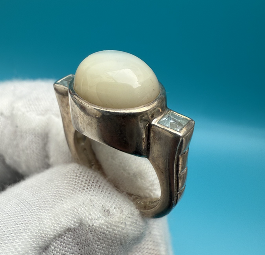Gorgeous Vintage Signed Judith Ripka Sterling Silver & Mother of Pearl Ring 1