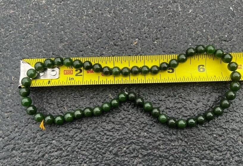 Small Green Antique / Vintage Spinach Natural Nephrite Jade Beaded Necklace10