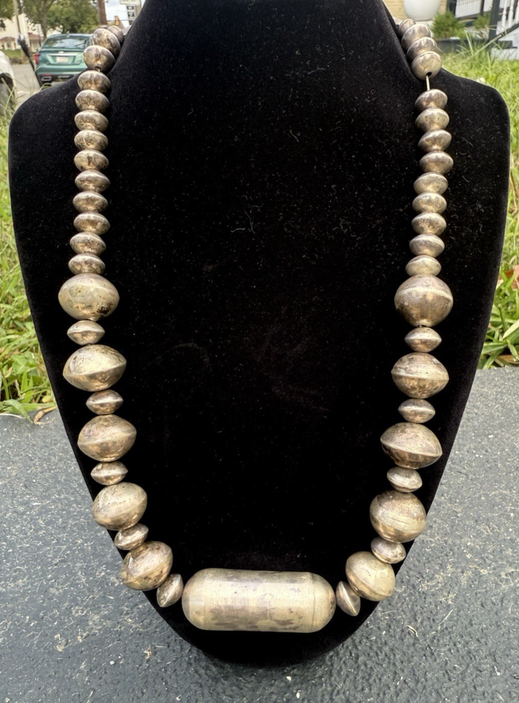 Vintage Southwestern Sterling Silver "Navajo Pearls" Beaded Necklace1