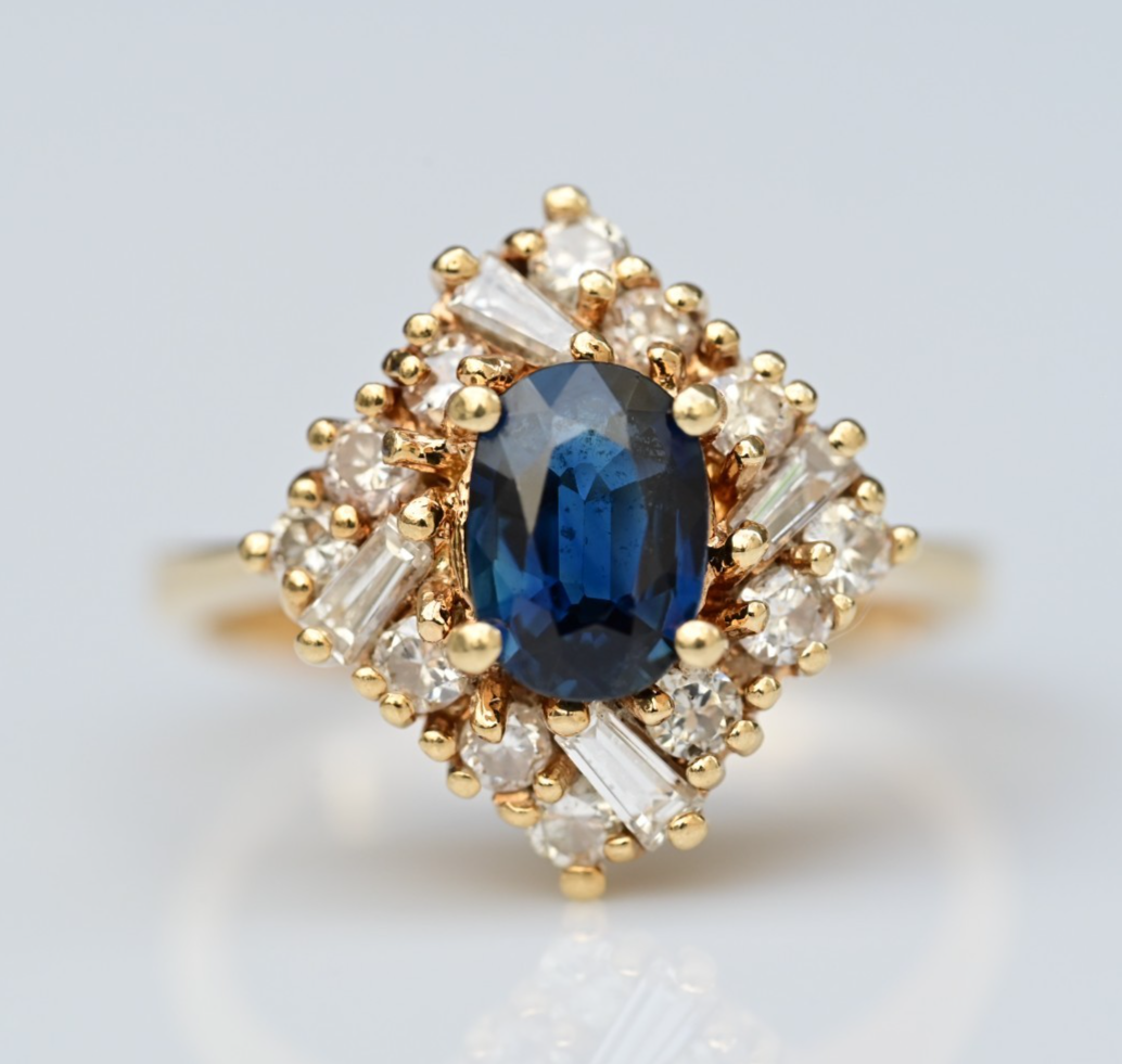 Gorgeous 14K Gold Ring with Natural Sapphire Center & Halo of Diamonds IGI Cert0