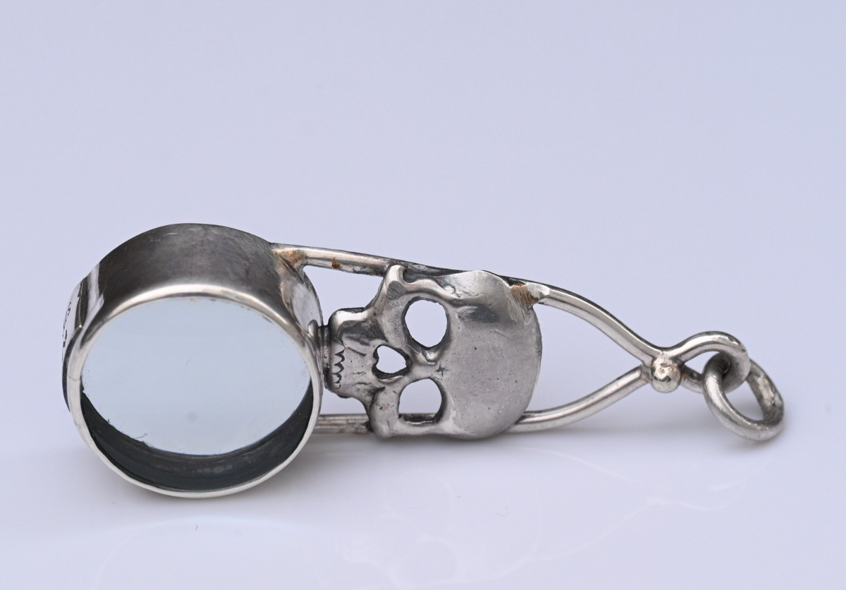Signed MS Sterling Silver Southwest Jewelers Loupe W/ Human Skull Motif0