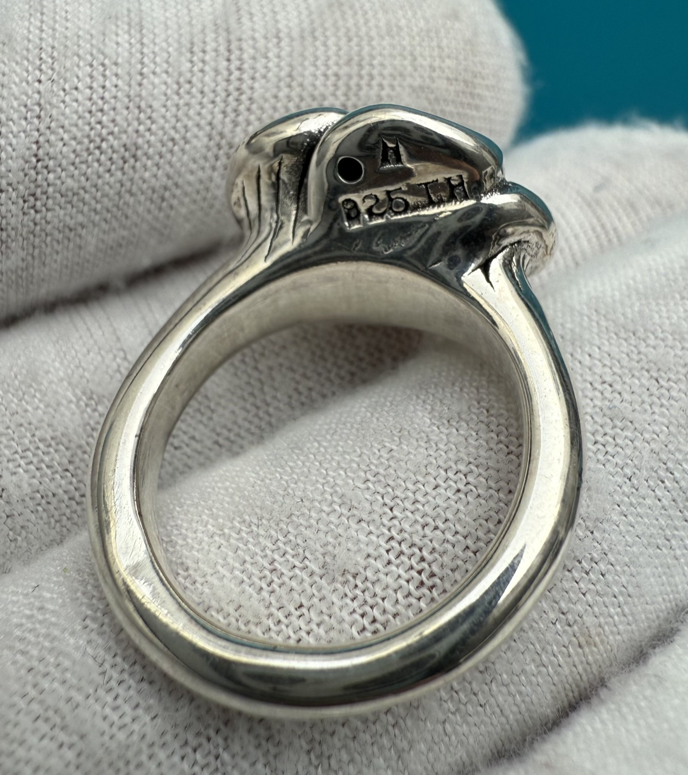 Sterling Silver Ring with Flower Motif 3