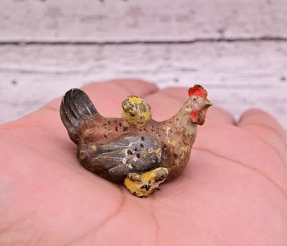 Attractive Antique Austrian Vienna Cold Painted Bronze Figure Hen With Chicks0