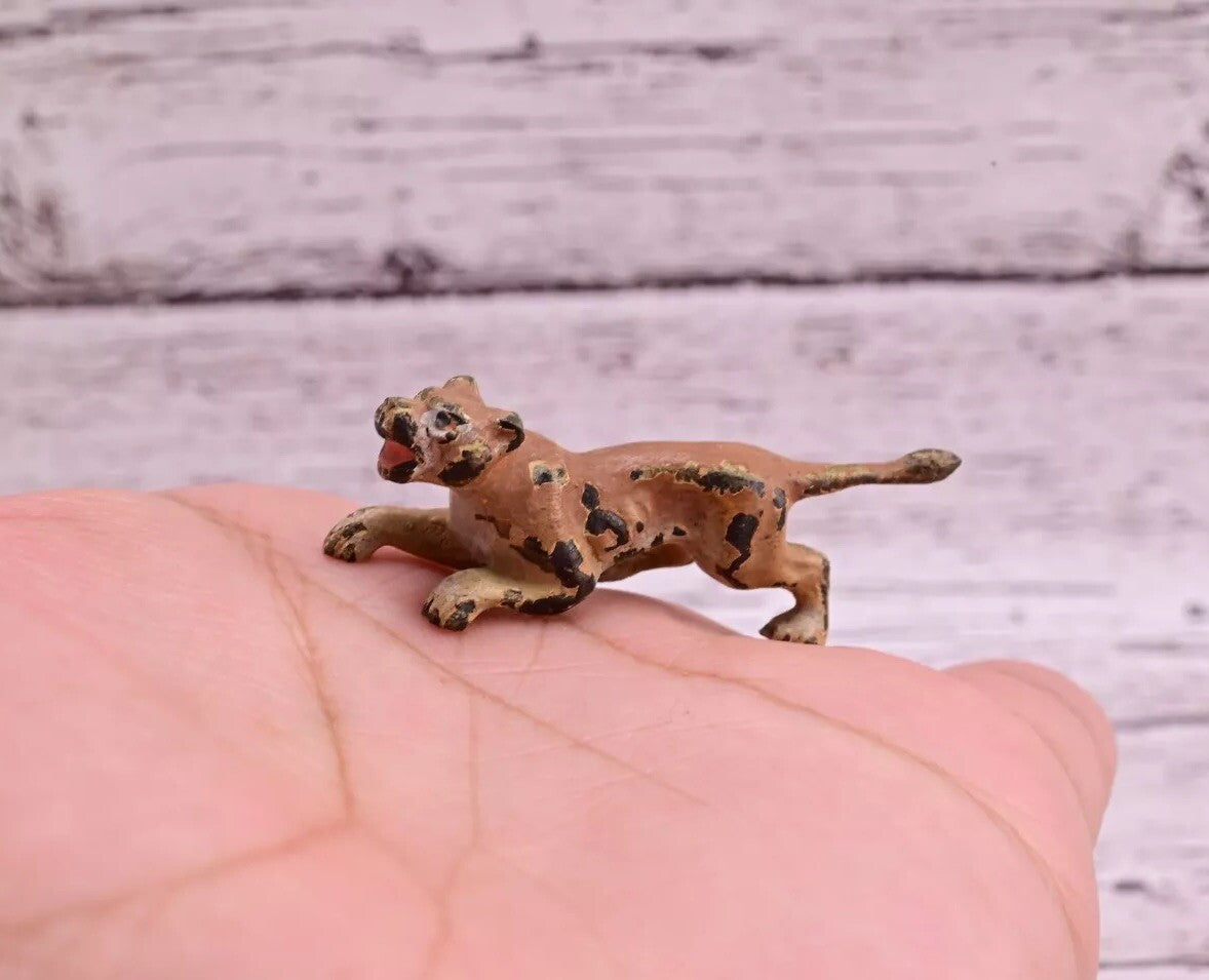 Rare Antique Austrian Vienna Cold Painted Bronze Figure of Lioness6