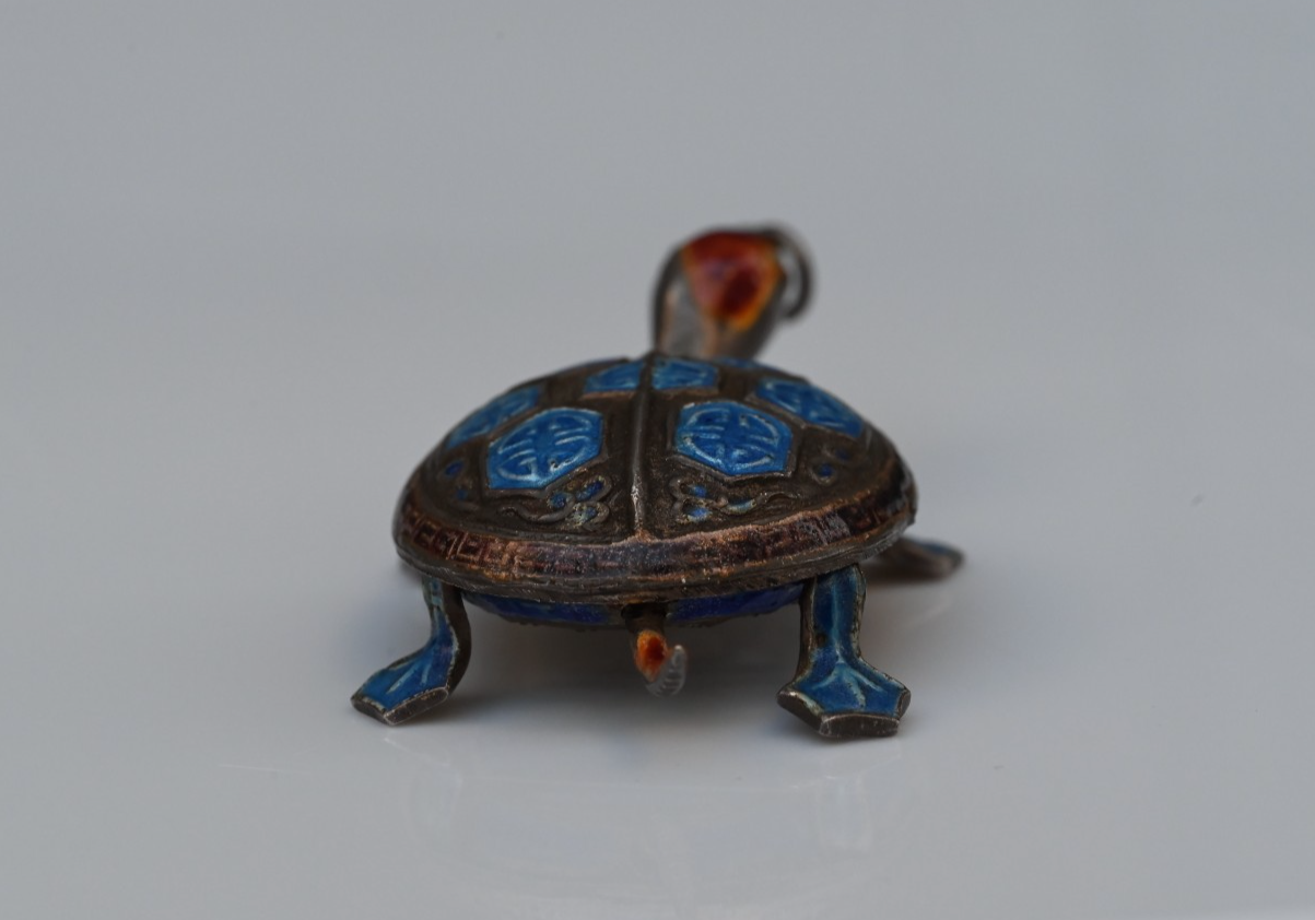 Chinese Export Sterling Silver Enamel Articulated Turtle Necklace Pendant2