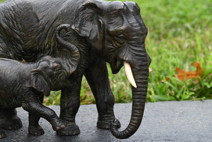 Superb Large Antique Austrian Vienna Cold Painted Bronze Figure of Elephants6
