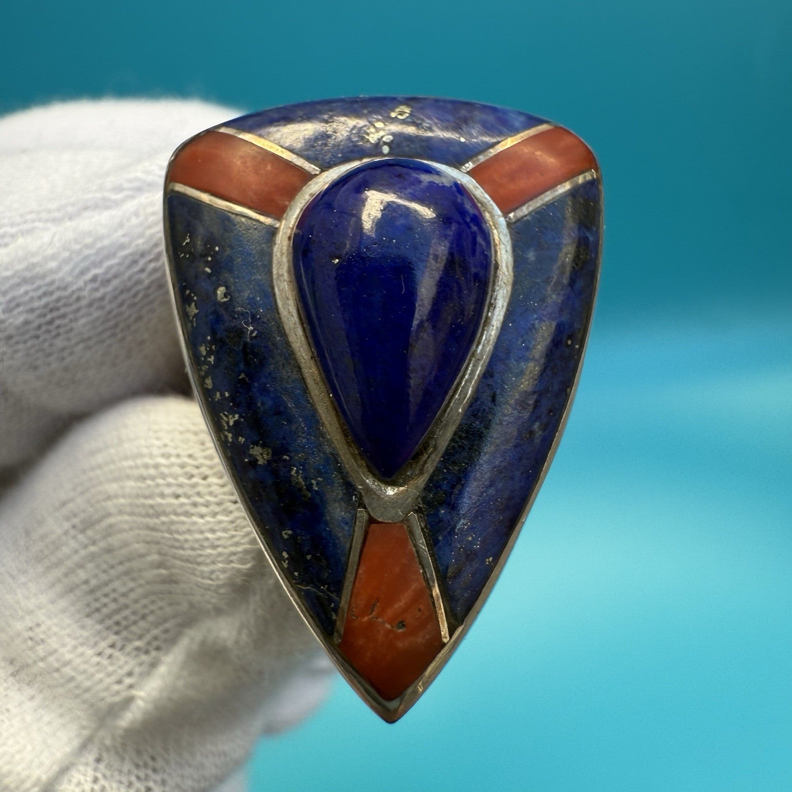 Exquisite Signed Native American Shield Ring w, Lapis & Coral Inlay 0