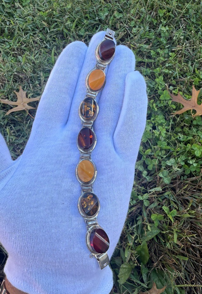 Wonderful Vintage Lab & Natural Amber Continental European Silver Bracelet0