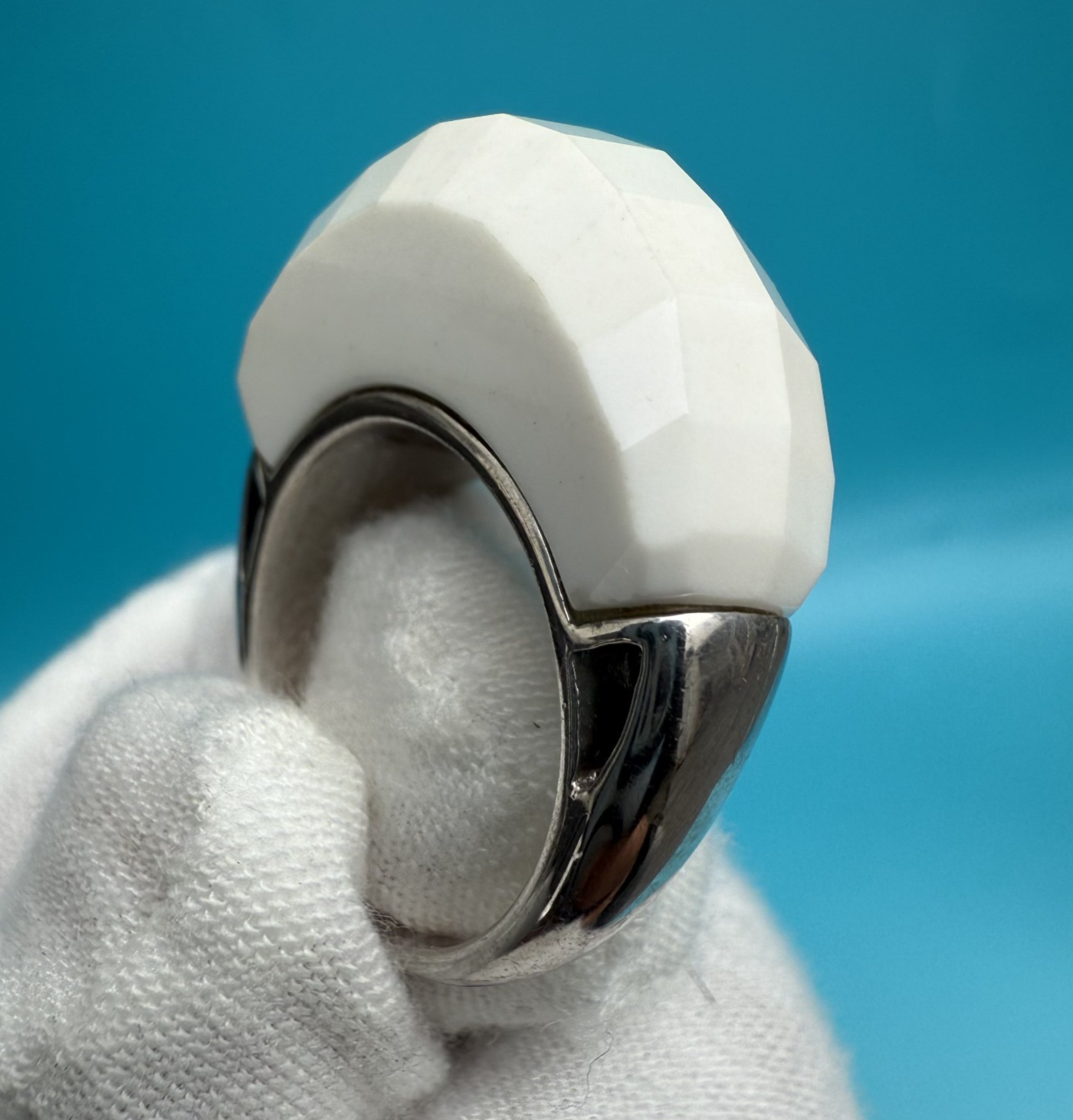 Vintage Whitney Kelly Sterling Silver Faceted White Statement Ring4