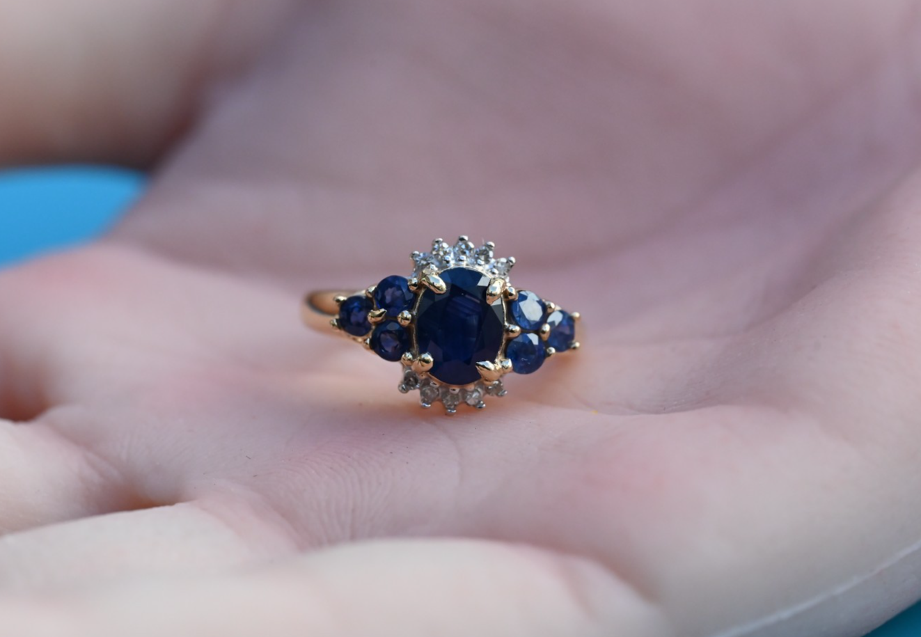Lovely Natural Sapphire & Diamond Ring in 14K Yellow Gold9