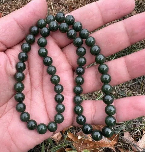 Antique / Vintage Spinach Natural Green Jade Beaded Necklace0