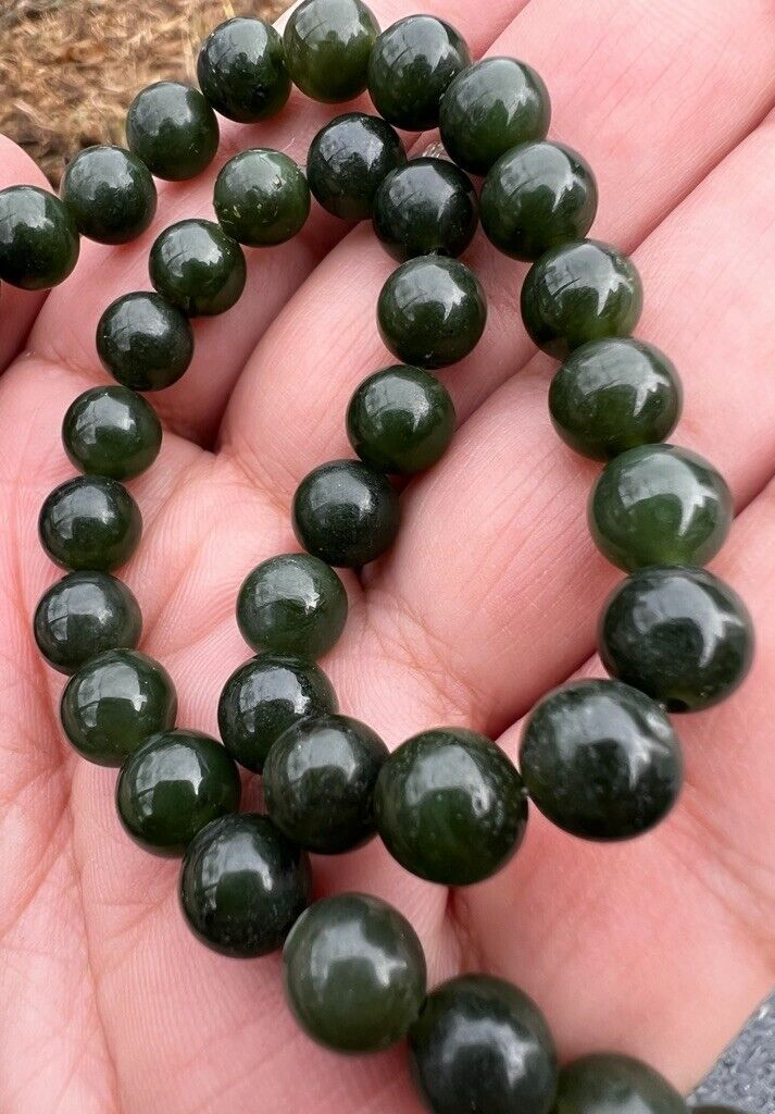 Beautiful Antique / Vintage Spinach Natural Green Jade Beaded Necklace7