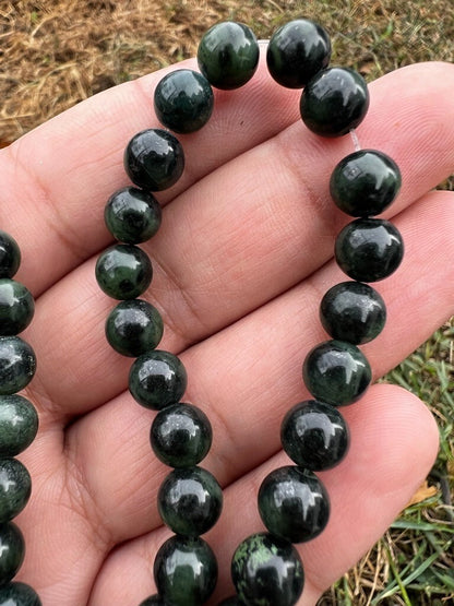 Lovely Antique / Vintage Spinach Green Natural Nephrite Jade Beaded Necklace6