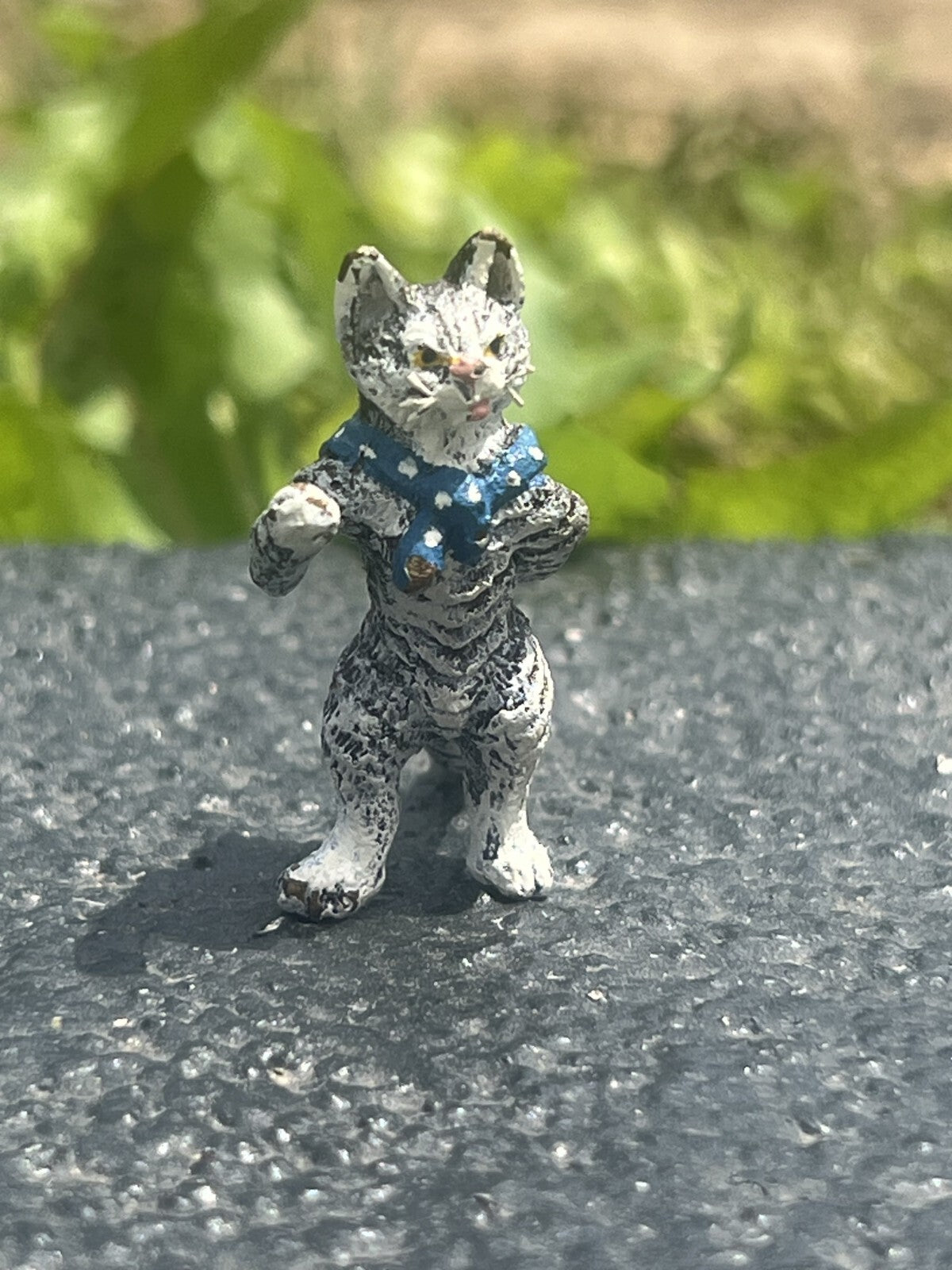 Unique Austrian Vienna Cold Painted Bronze Figure of Mother Cat Carrying Kitten4