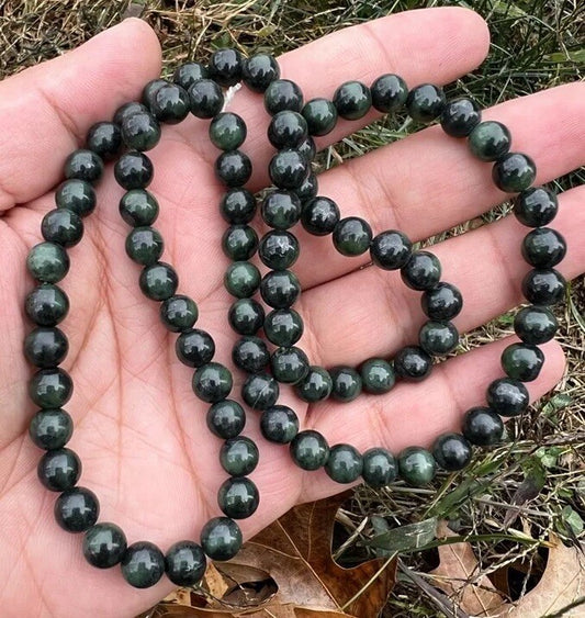 Original Green Antique / Vintage Spinach Natural Nephrite Jade Beaded Necklace0