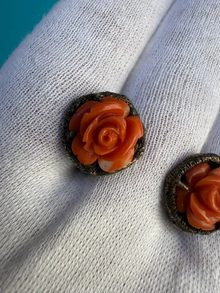 Gorgeous Antique Victorian Natural Coral & Gilt Silver Earrings3
