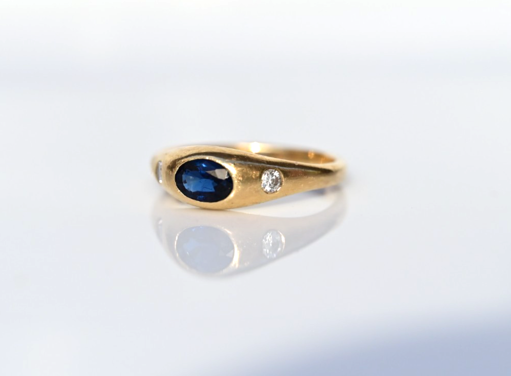 Fantastic Antique Natural Sapphire & Diamonds Gypsy Ring in 14K Yellow Gold1