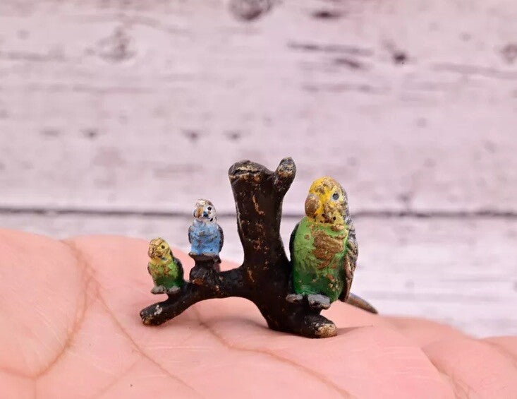 Gorgeous Antique Austrian Vienna Cold Painted Bronze Figure of Parakeet Family ￼7