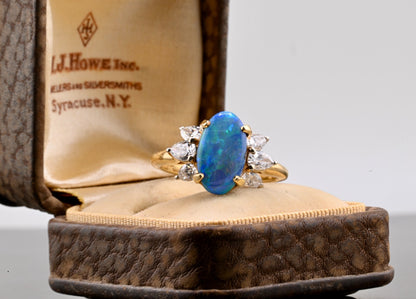 IGI Certified 18K Yellow Gold Ring w/ Natural 2.00 ct Opal Cabochon & Diamonds4