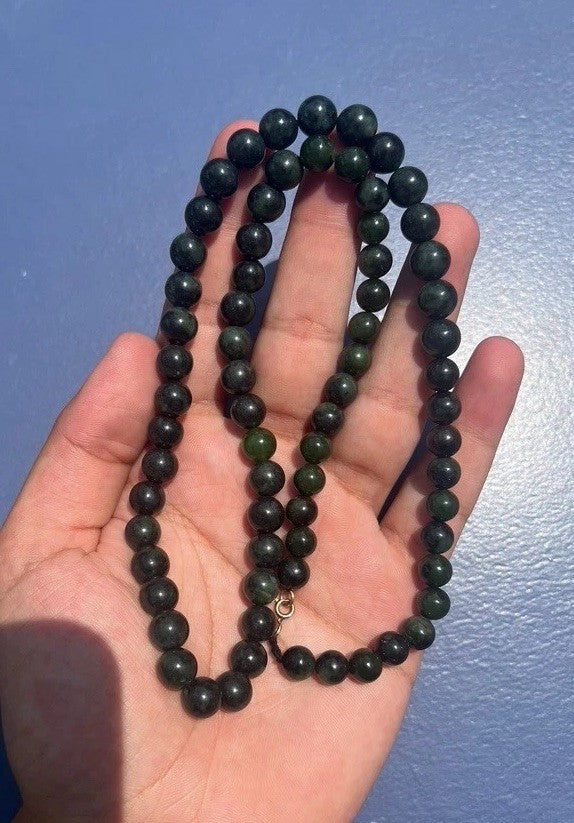 Gorgeous Antique / Vintage Dark Spinach Natural Green Jade Beaded Necklace0