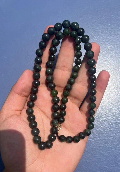 Gorgeous Antique / Vintage Dark Spinach Natural Green Jade Beaded Necklace0