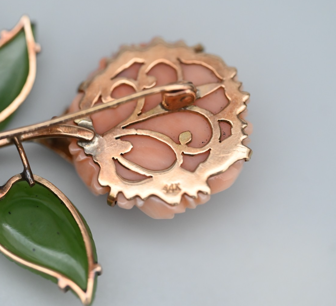 Gorgeous Carved Natural Coral & Leafy Green Jade 14k Gold Flower Brooch Pin6