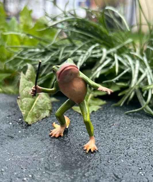 Lovely 20th C. Cold Painted Austrian Vienna Bronze Figure of Frog Maestro1
