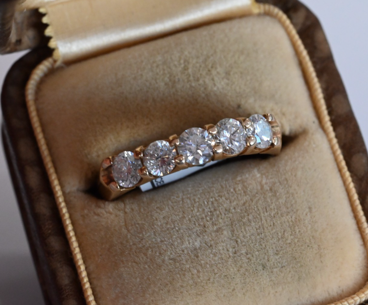 Lovely  14K Yellow Gold 5 Stone 1 Cttw Diamond Band Signed MAC  IGI Certified2