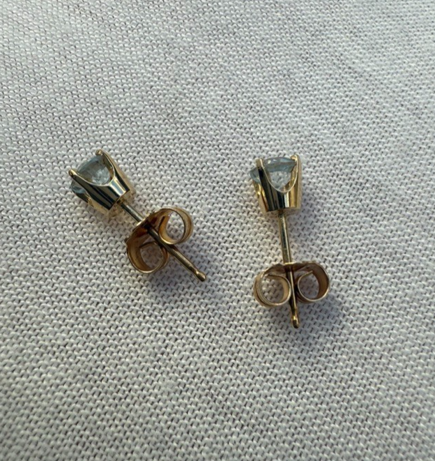 Brilliant Cut Aquamarine / Topaz Stud Earrings in 14k Yellow Gold 4