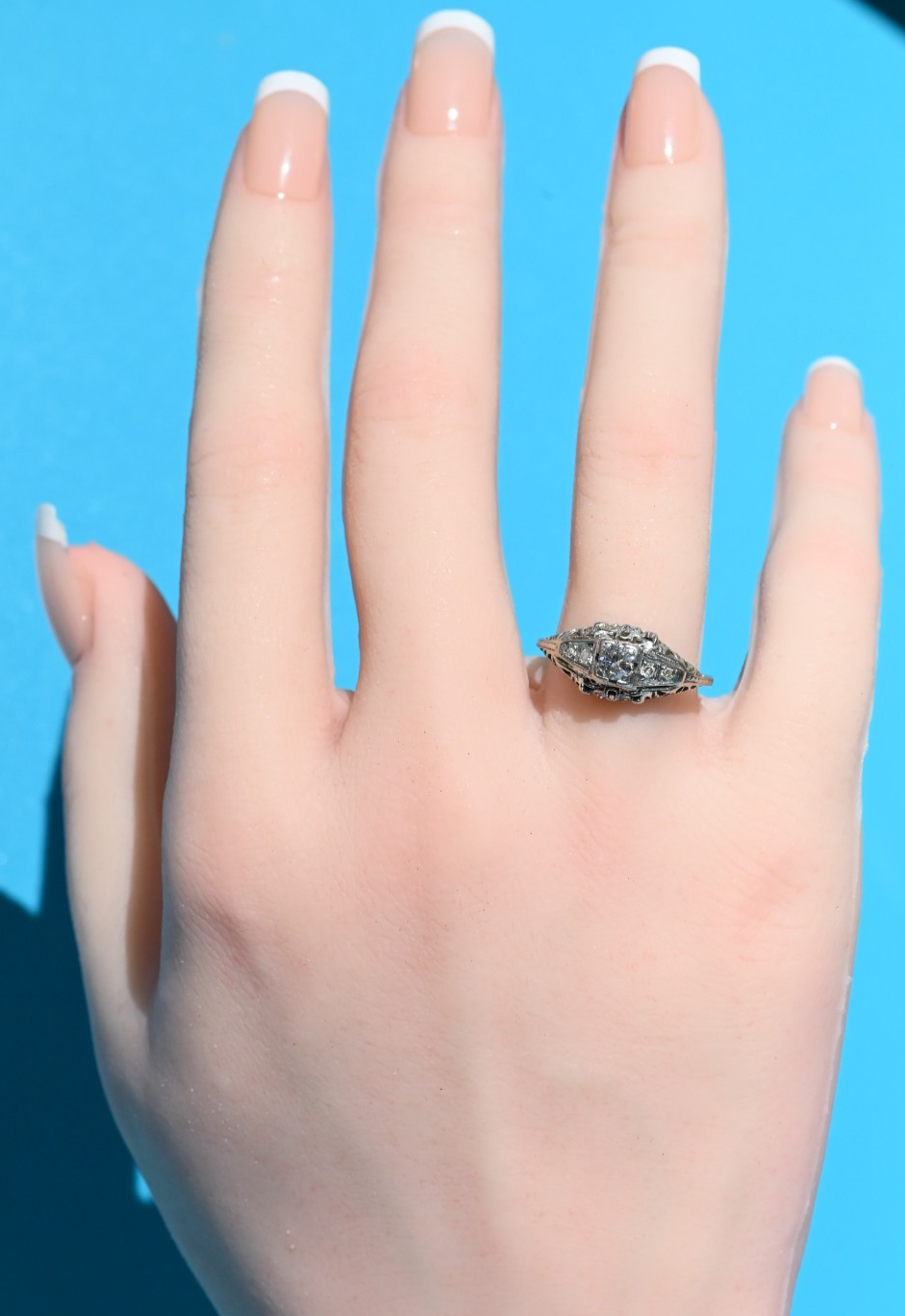 Amazing Antique Art Deco Period 18K White Gold Filigree Ring w Natural Diamond1