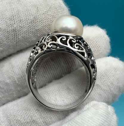 Gorgeous Sterling Silver Ring with Large Cultured Pearl & Intricate Openwork3