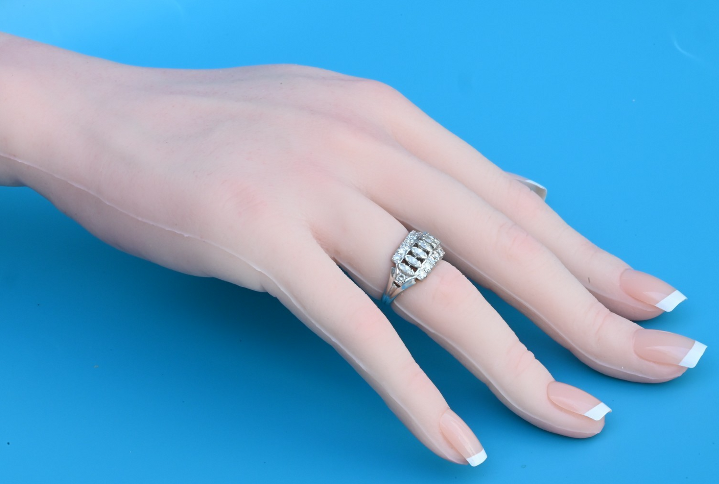 Gorgeous Marquise Cut & Round Brilliant Diamond Cocktail / Dinner Ring in 14K WG3