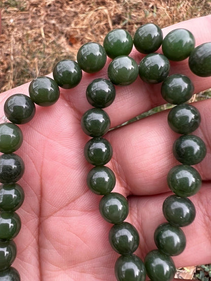 Lovely Green Antique / Vintage Spinach Natural Nephrite Jade Beaded Necklace #182