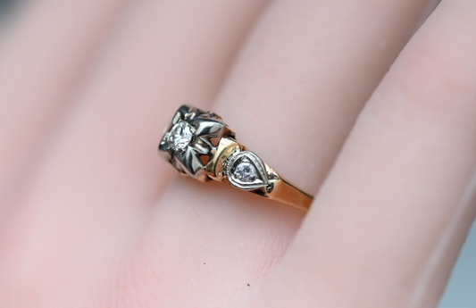 Elegant Antique Art Deco Two Tone 14k Gold Ring with Natural Diamonds0