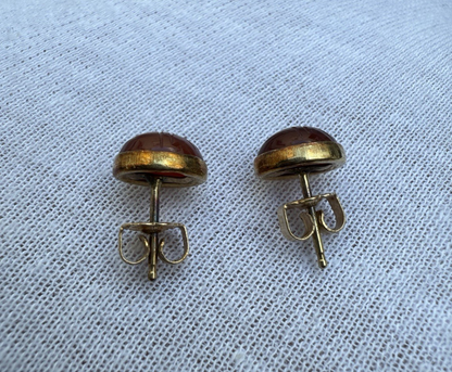 Beautiful Vintage 14k Yellow Gold Earrings with Carnelian Scarab Gems 2