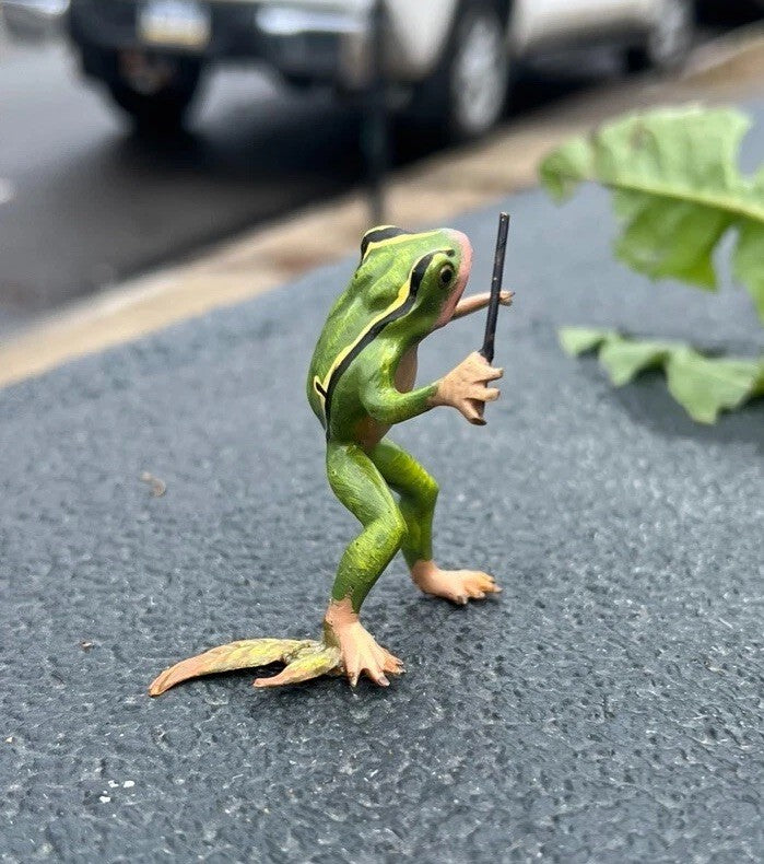 Lovely 20th C. Cold Painted Austrian Vienna Bronze Figure of Frog Maestro5