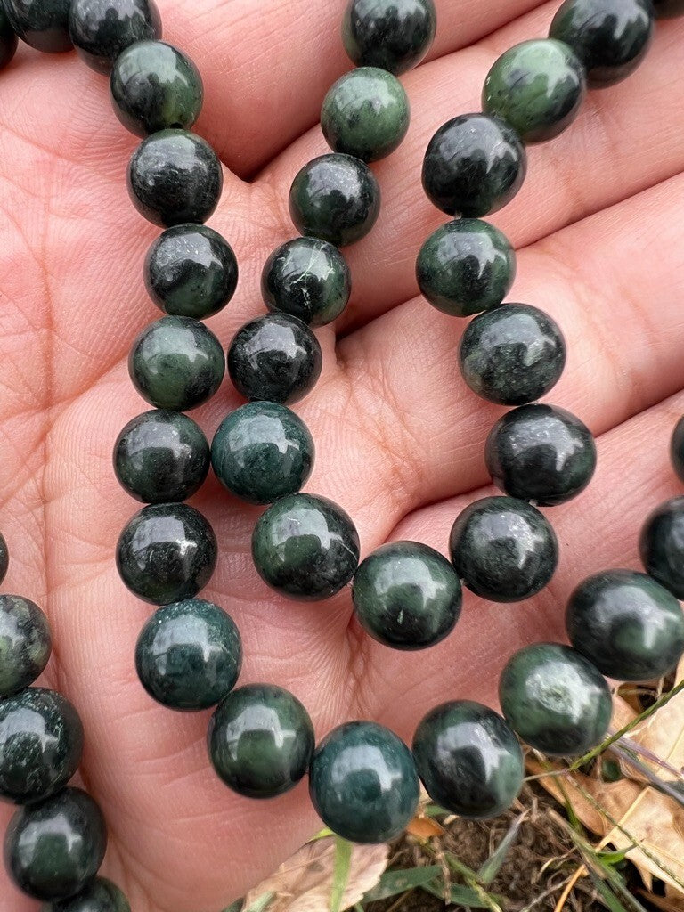 Gorgeous Antique / Vintage Spinach Natural Nephrite Jade Beaded Necklace #45