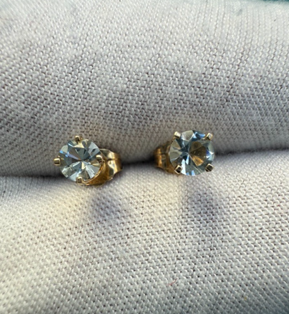 Brilliant Cut Aquamarine / Topaz Stud Earrings in 14k Yellow Gold 0