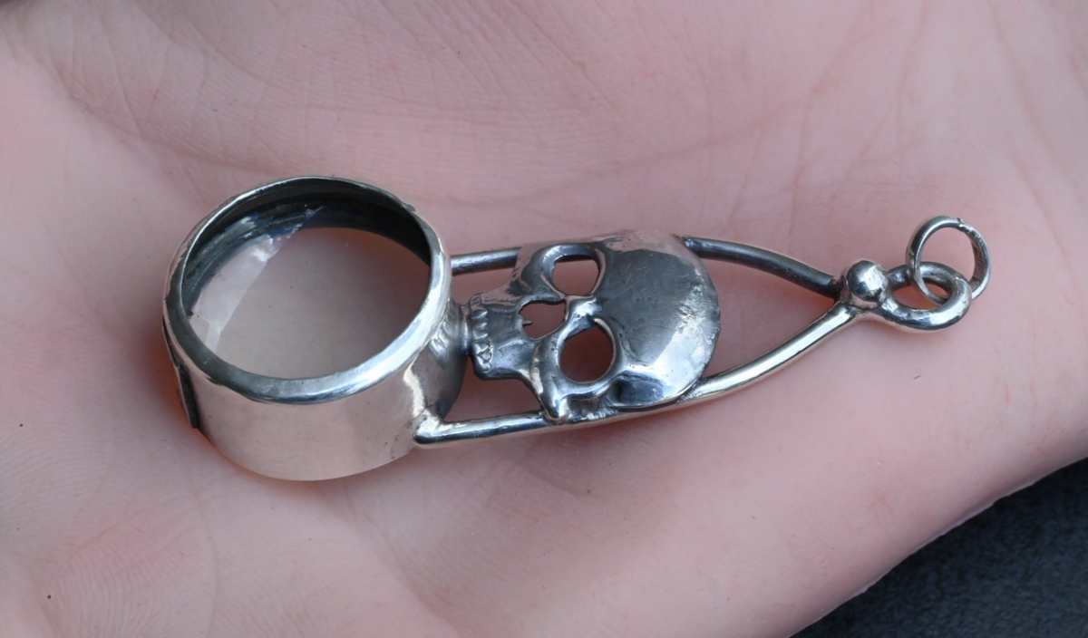 Vintage Signed Sterling Silver Southwest Jewelers  Loupe with Human Skull Design2
