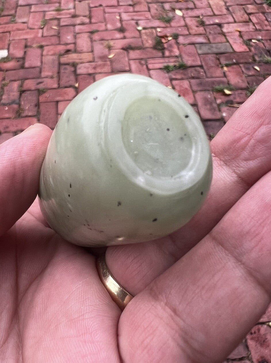 Elegant Antique / Vintage Chinese Hand Carved Natural Jade Snuff Bottle9