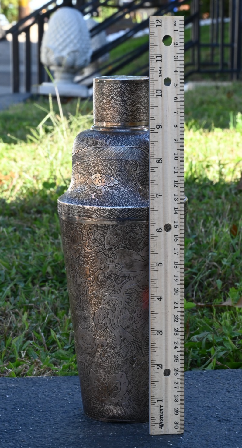 Etched Antique Dragon Design Teh Ling Export Silver Cocktail Shaker 615 Grams12