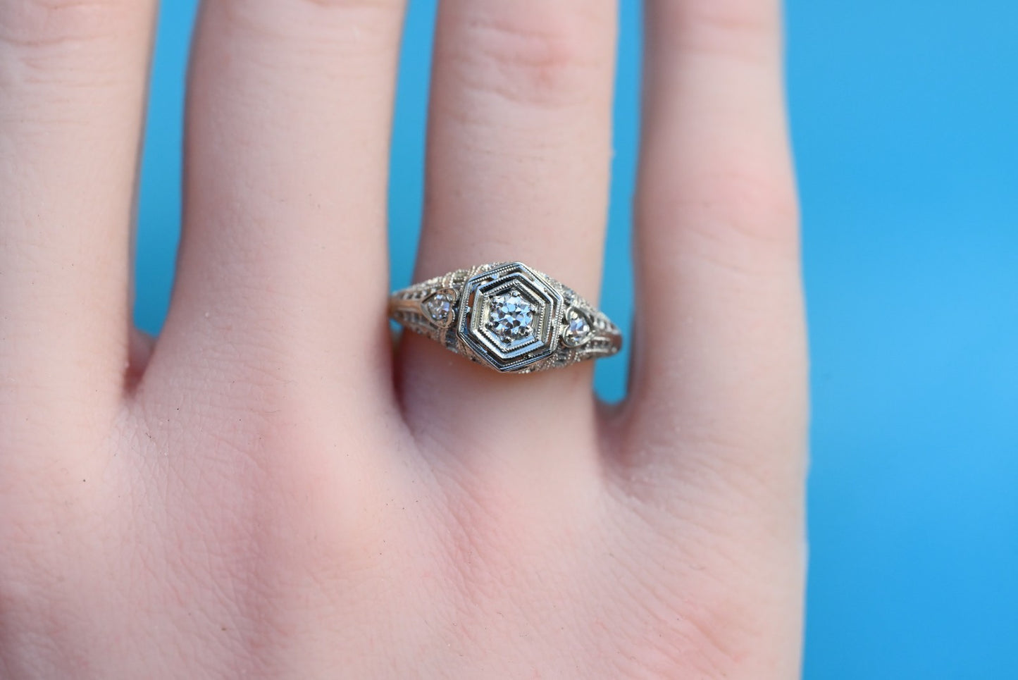 Amazing Antique Art Deco 1900s Diamonds & 18k White Gold Heart Design Ring 5